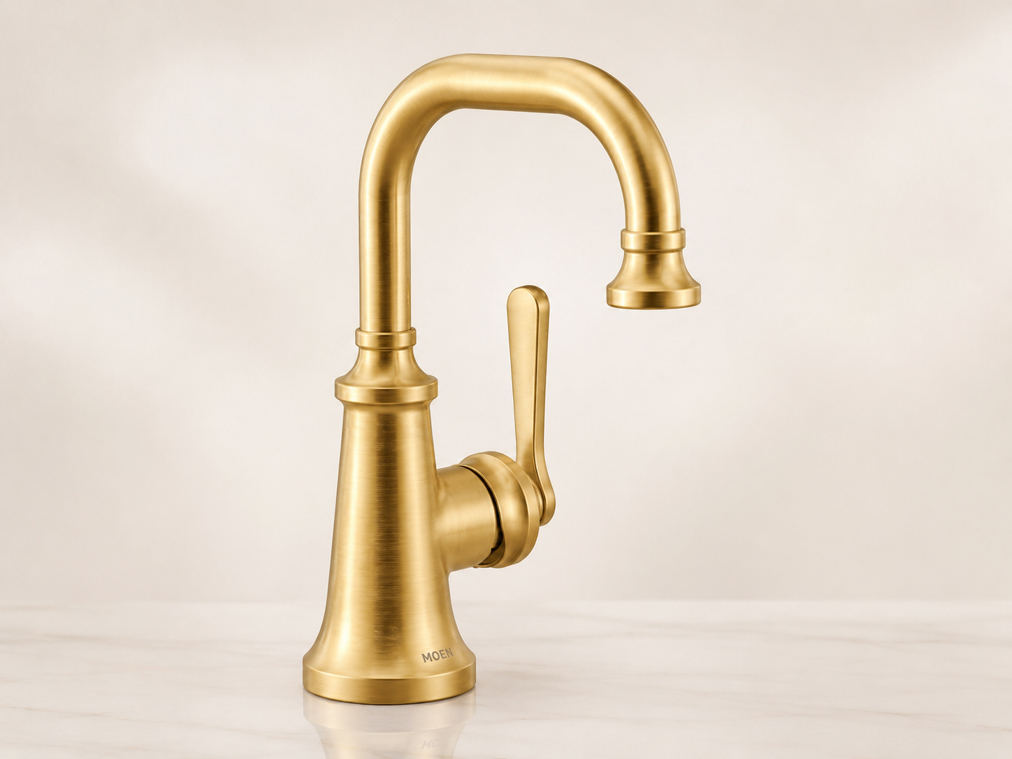 Decorative gold faucet